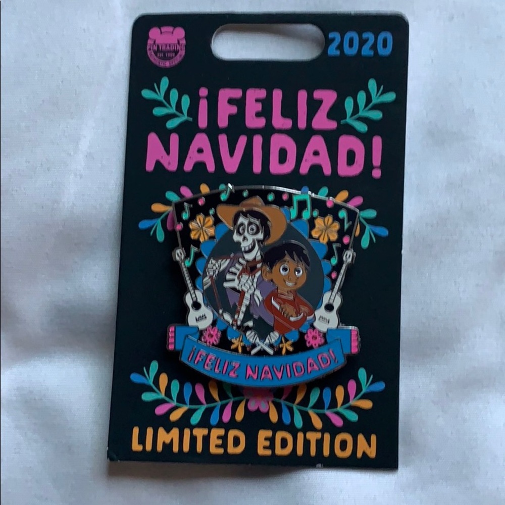 Disney Pixar COCO Miguel and Hector  LE 2000